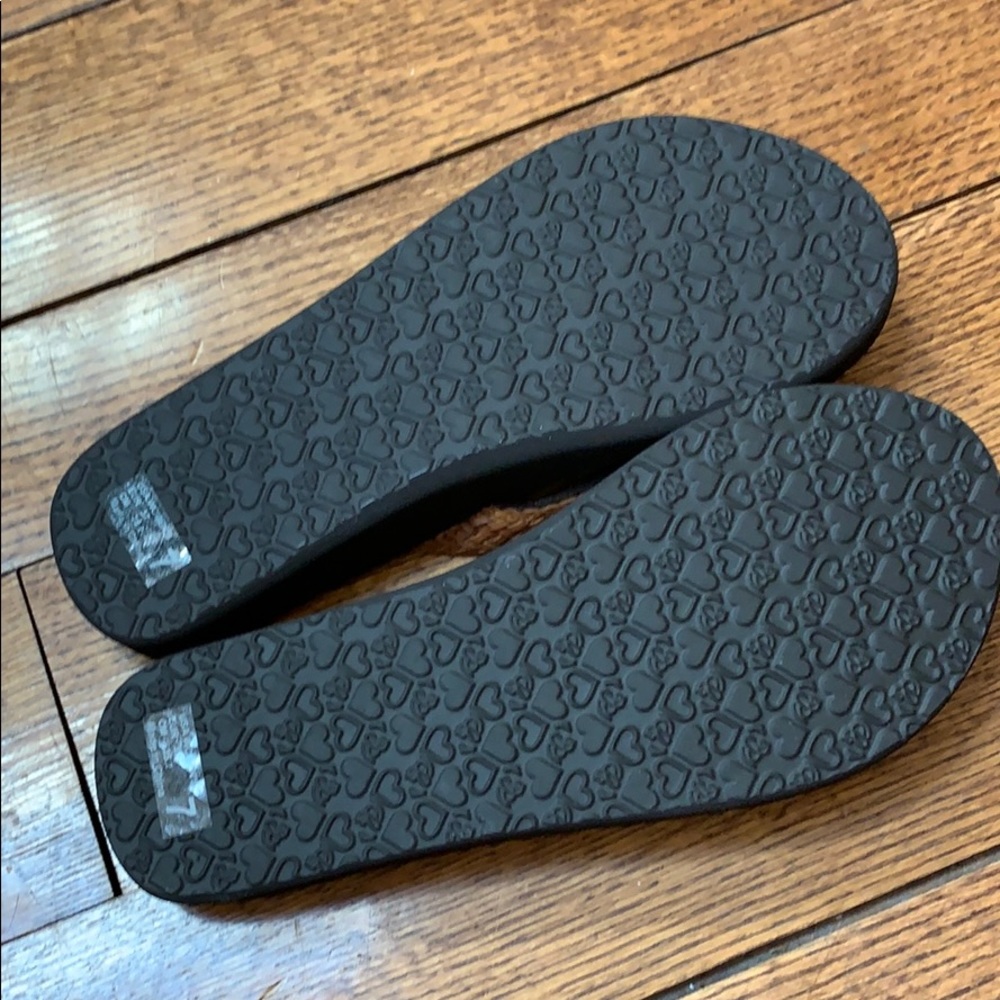 Cobian Lalati Flip Flops - Picture 2 of 4